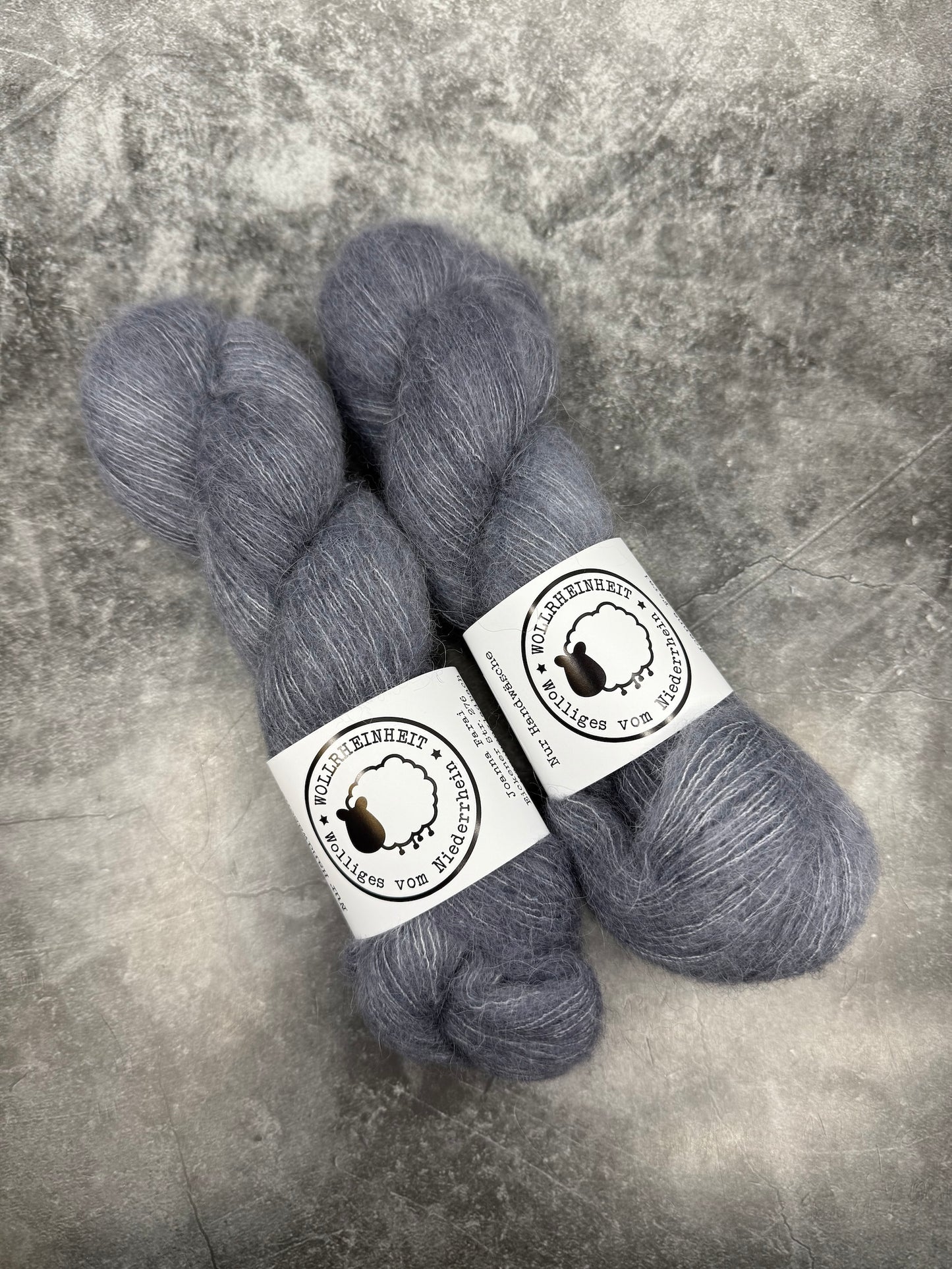 Garn Alfluff 50g GREY