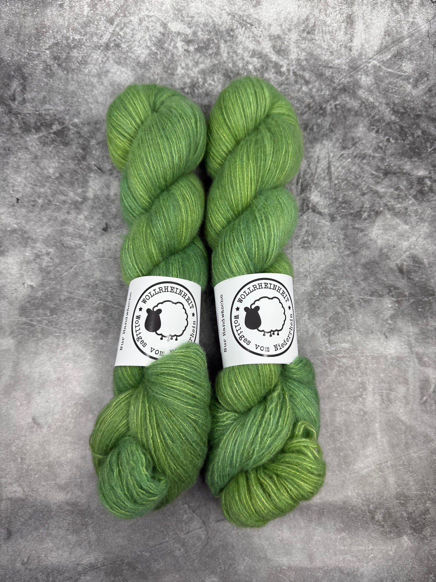 Caschsilk Garn FOREST GREEN