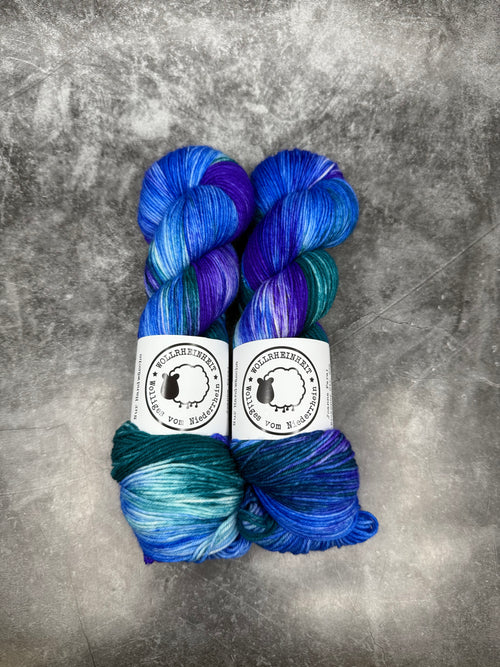 Fine Merino Socks BLUE SECRET