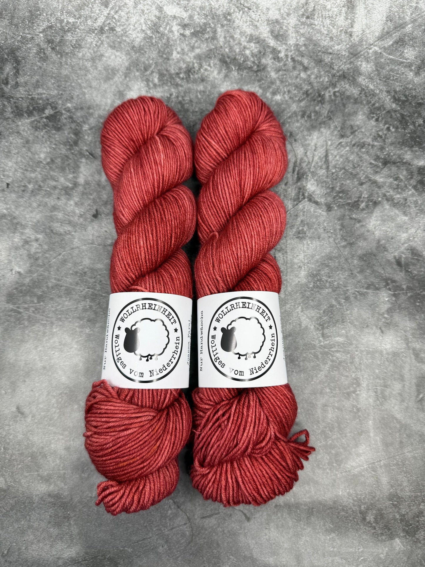 Brando DK Garn RUST RED